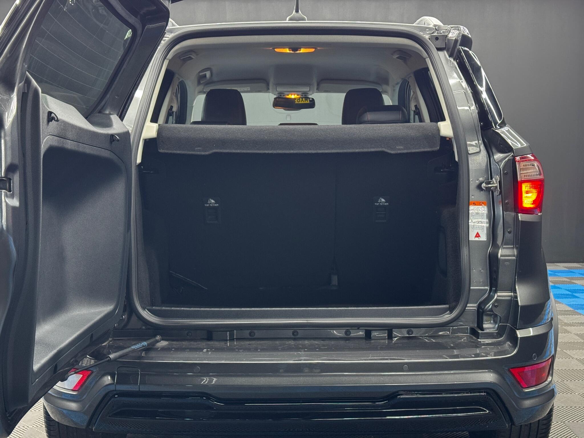 Ford Ecosport view 38