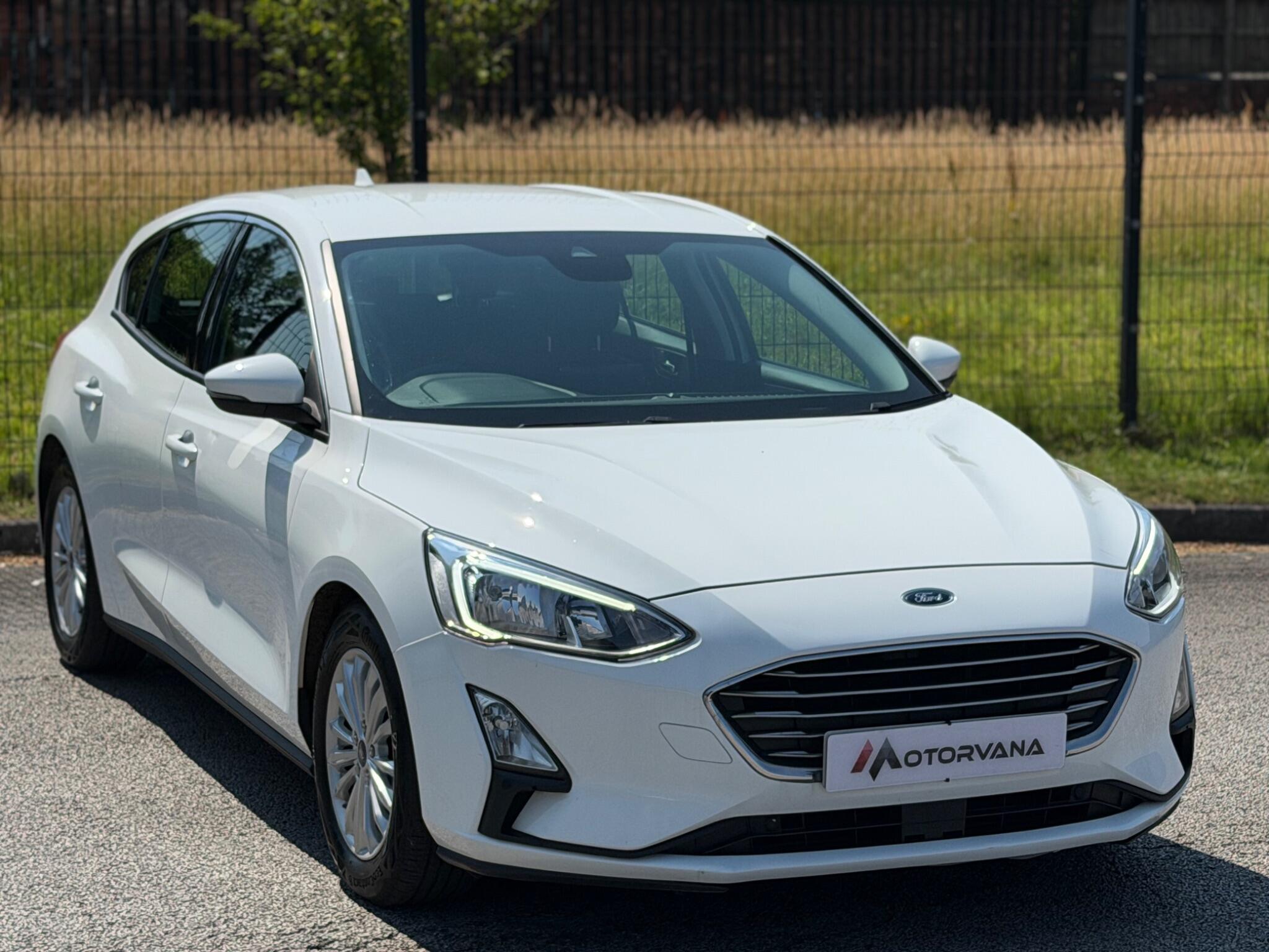 Ford Focus view 5