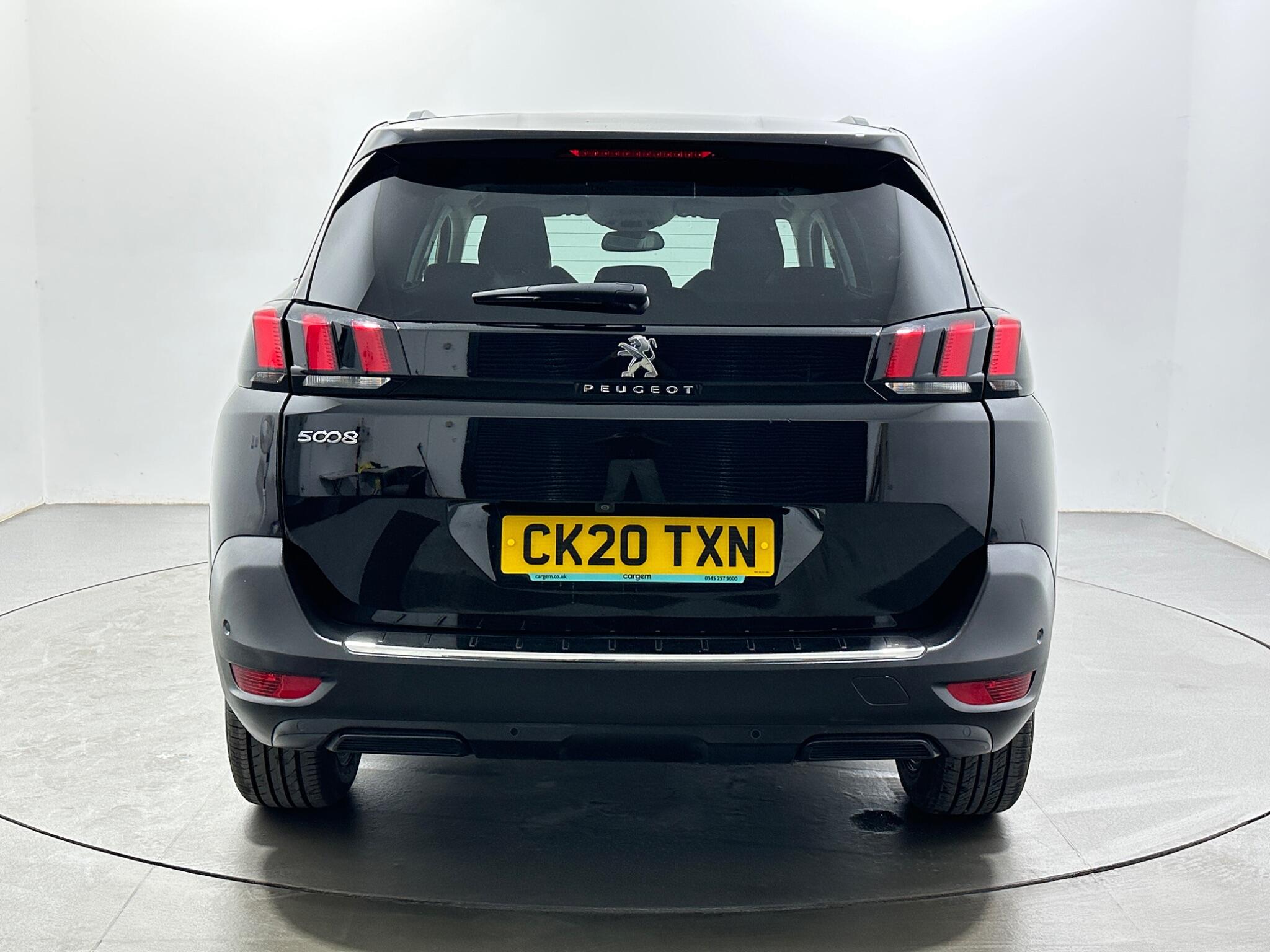 Peugeot 5008 view 7