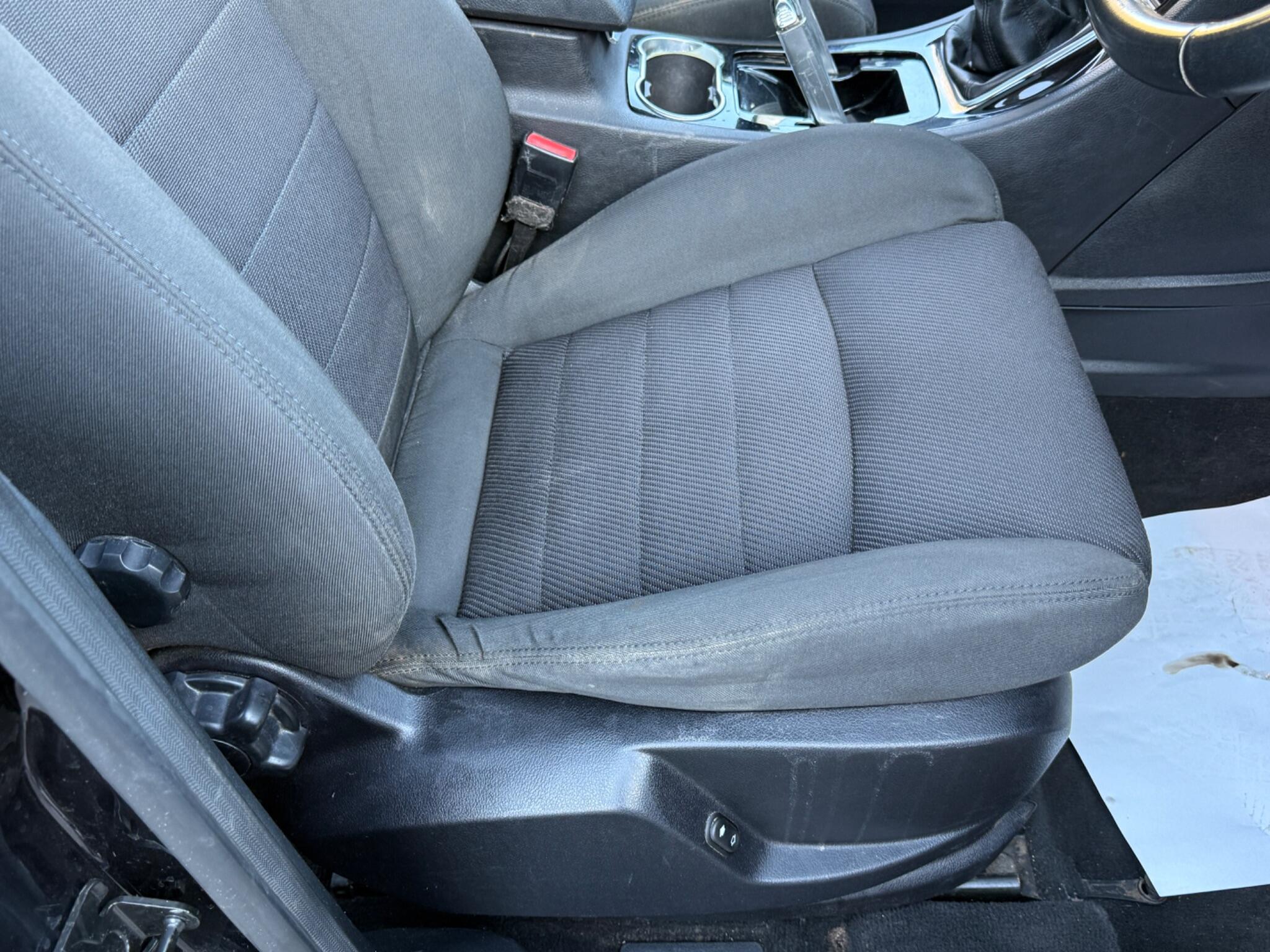 Ford S-Max - Image 12