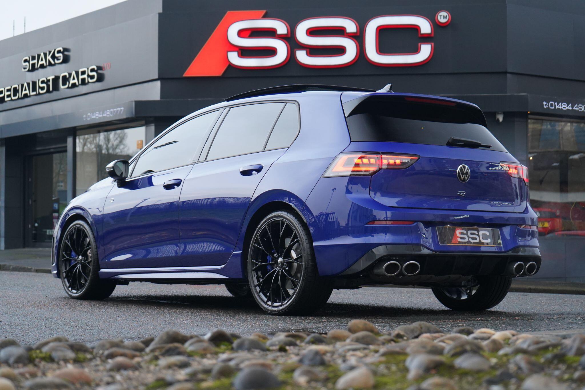 Volkswagen Golf view 2