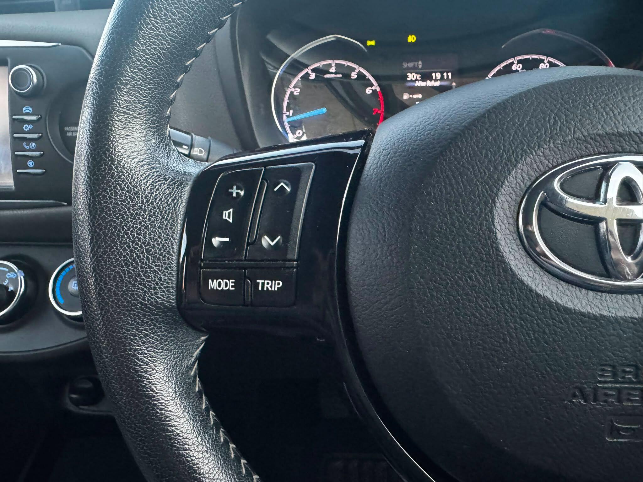 Toyota Yaris view 16