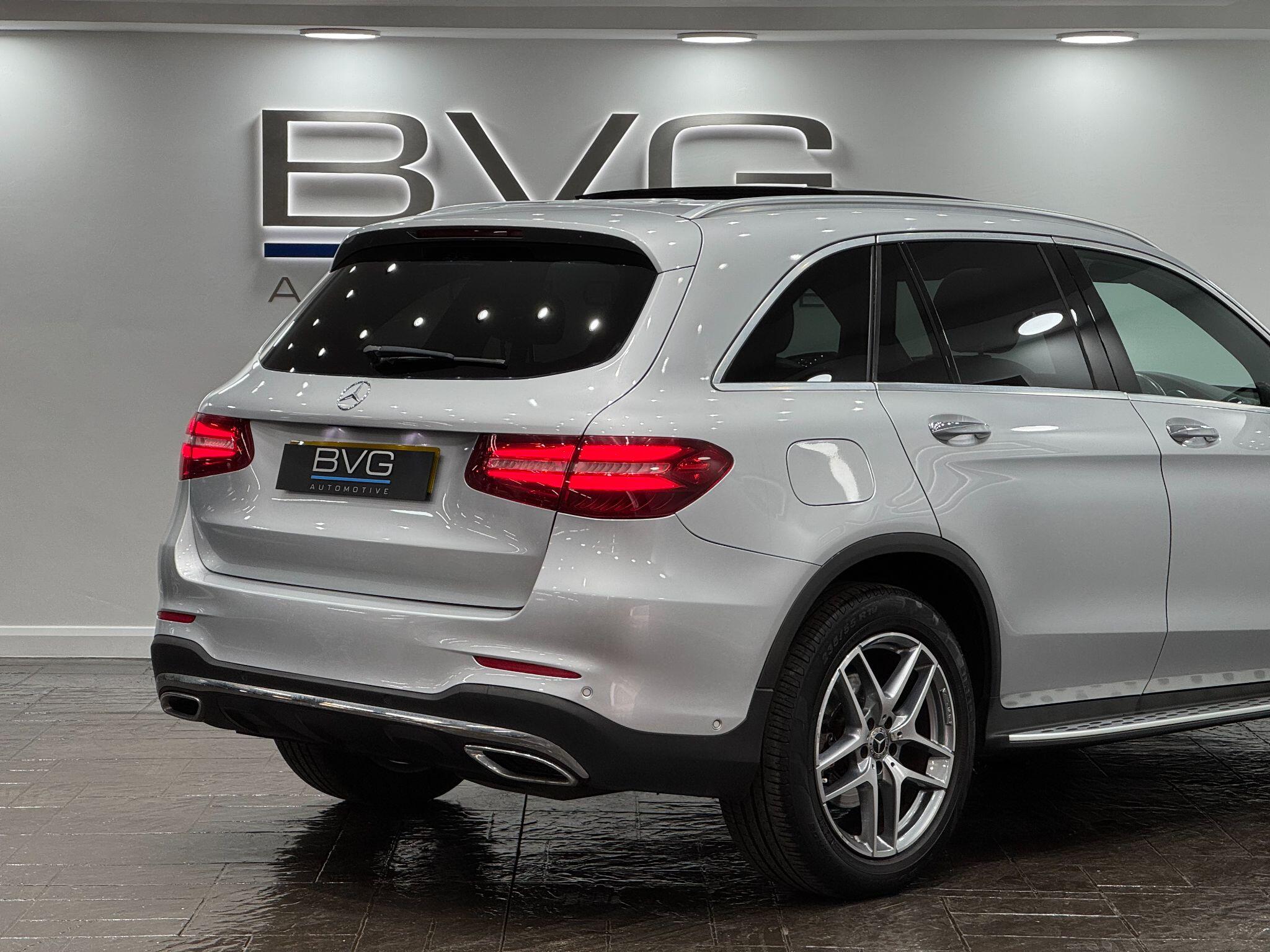 Mercedes-Benz GLC view 19