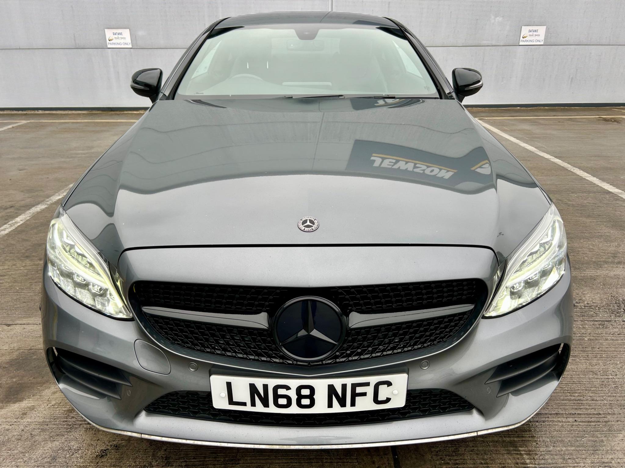 Mercedes-Benz C-Class view 5