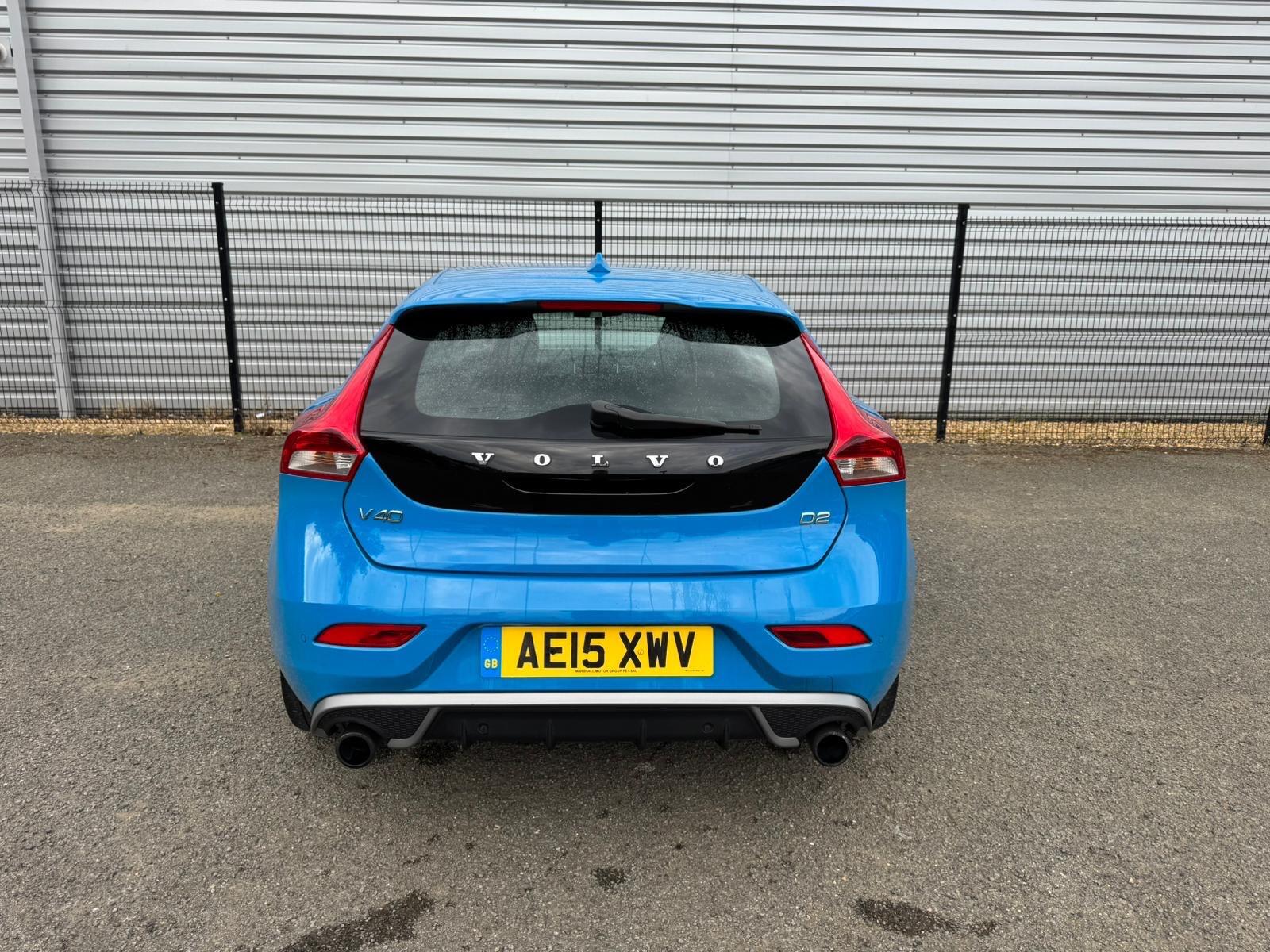 Volvo V40 view 27