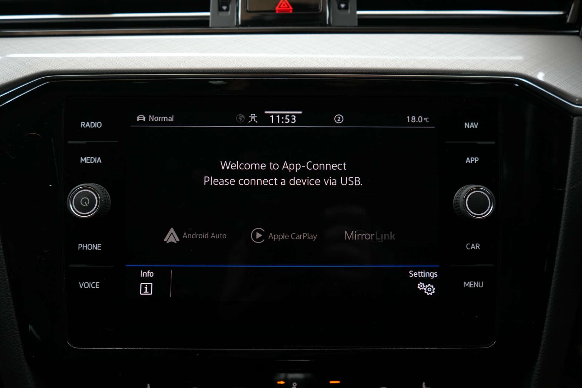 Volkswagen Passat view 34