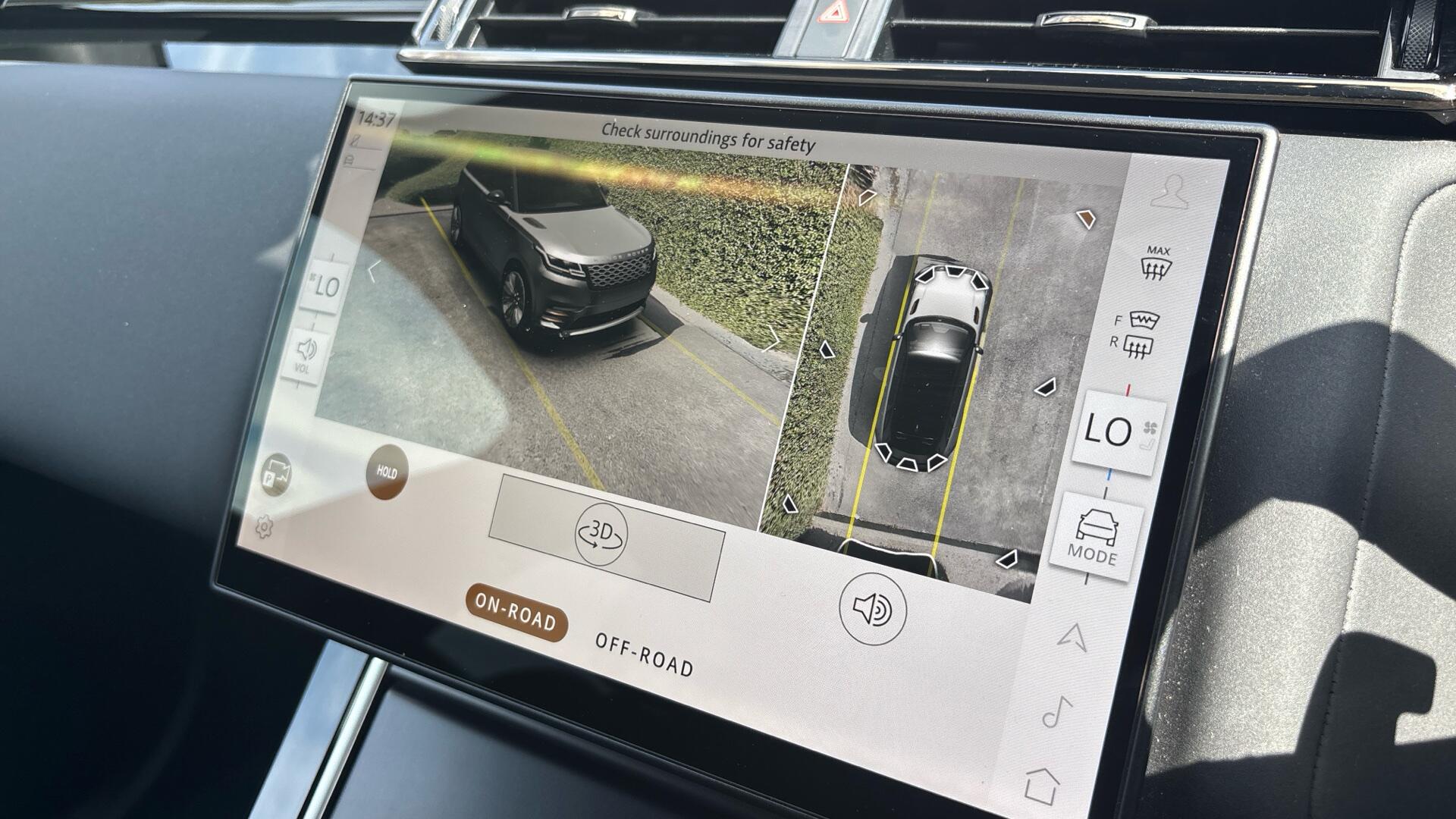 Land Rover Range Rover Velar view 36