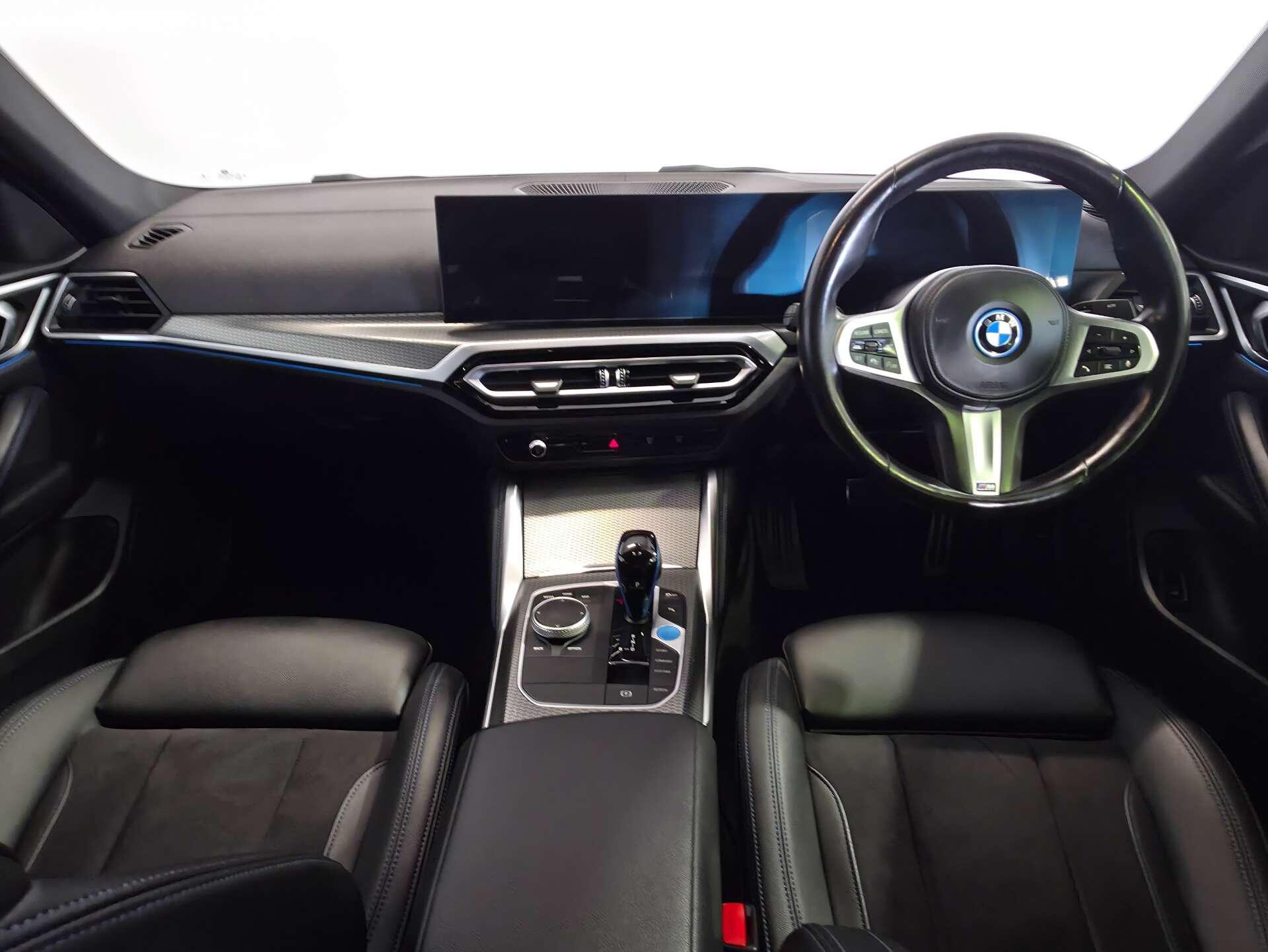 BMW I4 view 10