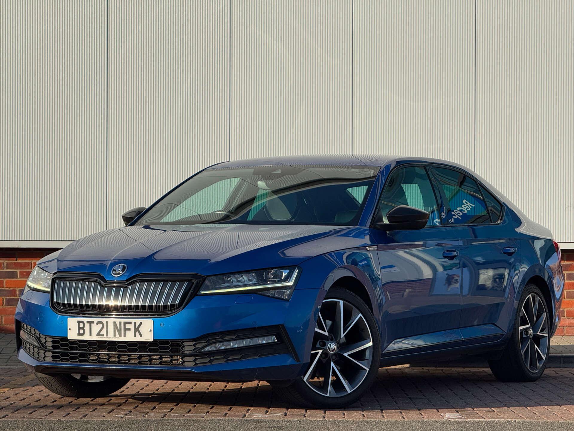 Skoda Superb view 3