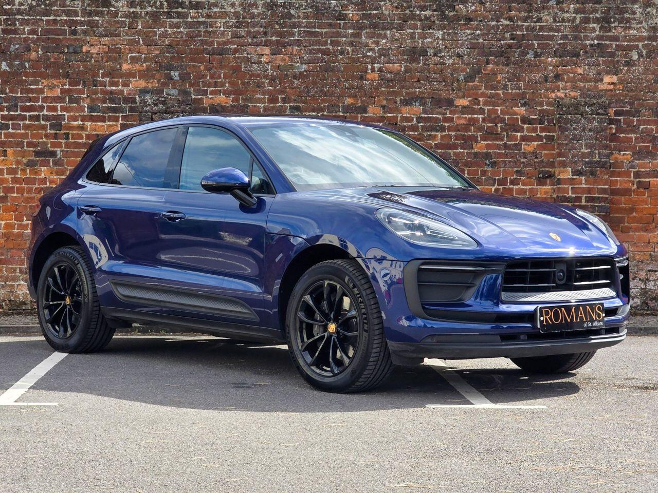 Porsche Macan view 19