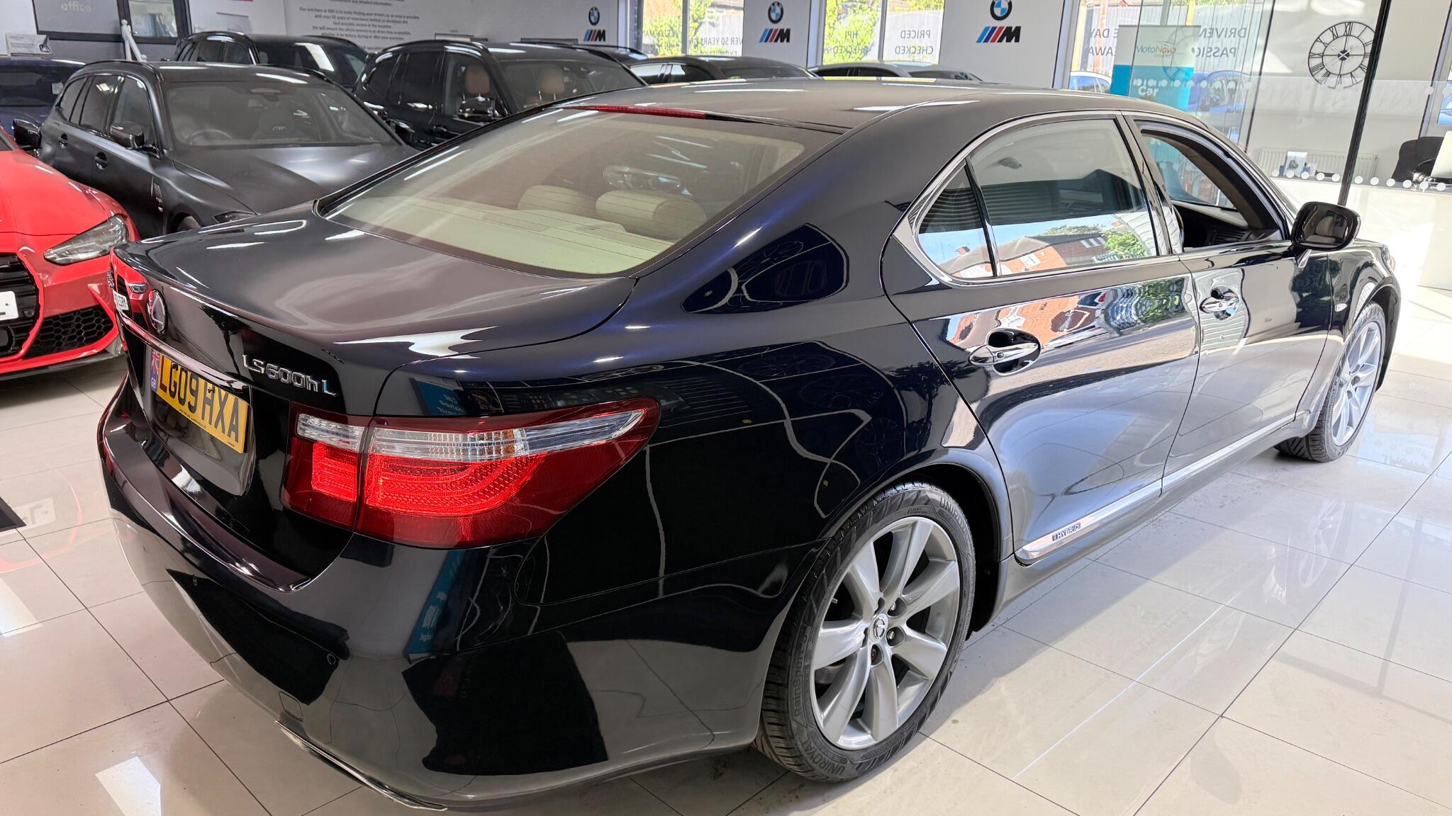 Lexus LS view 50