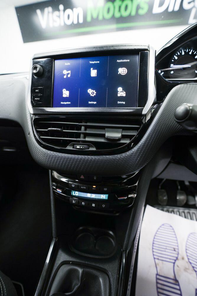 Peugeot 2008 view 19