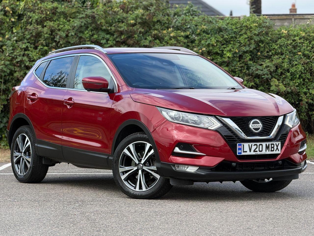2020 Nissan Qashqai in Red for sale