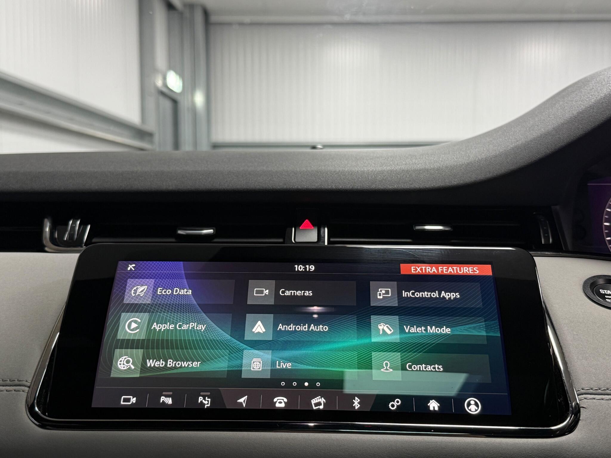 Land Rover Range Rover Evoque view 22