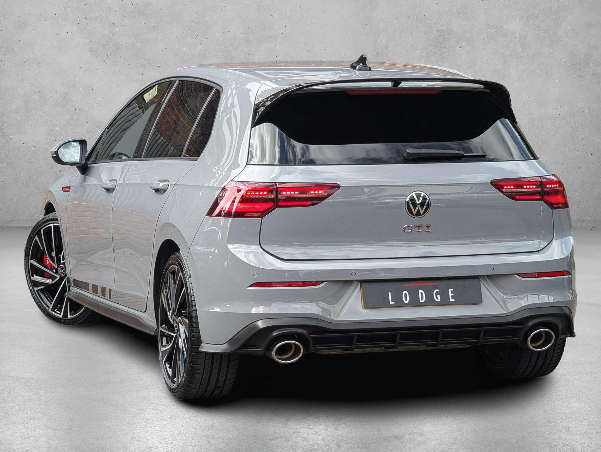 Volkswagen Golf view 5