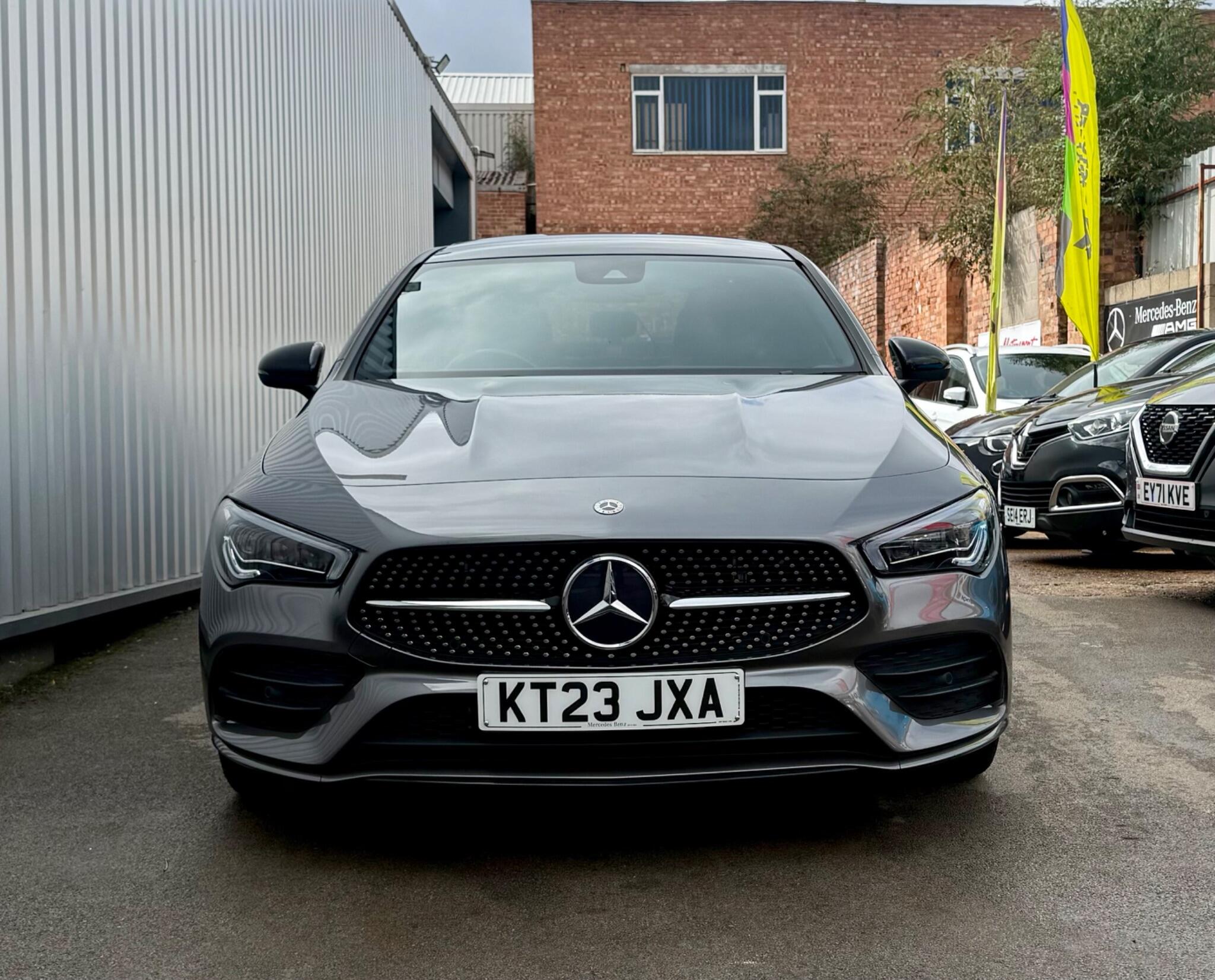 Mercedes-Benz Cla view 3