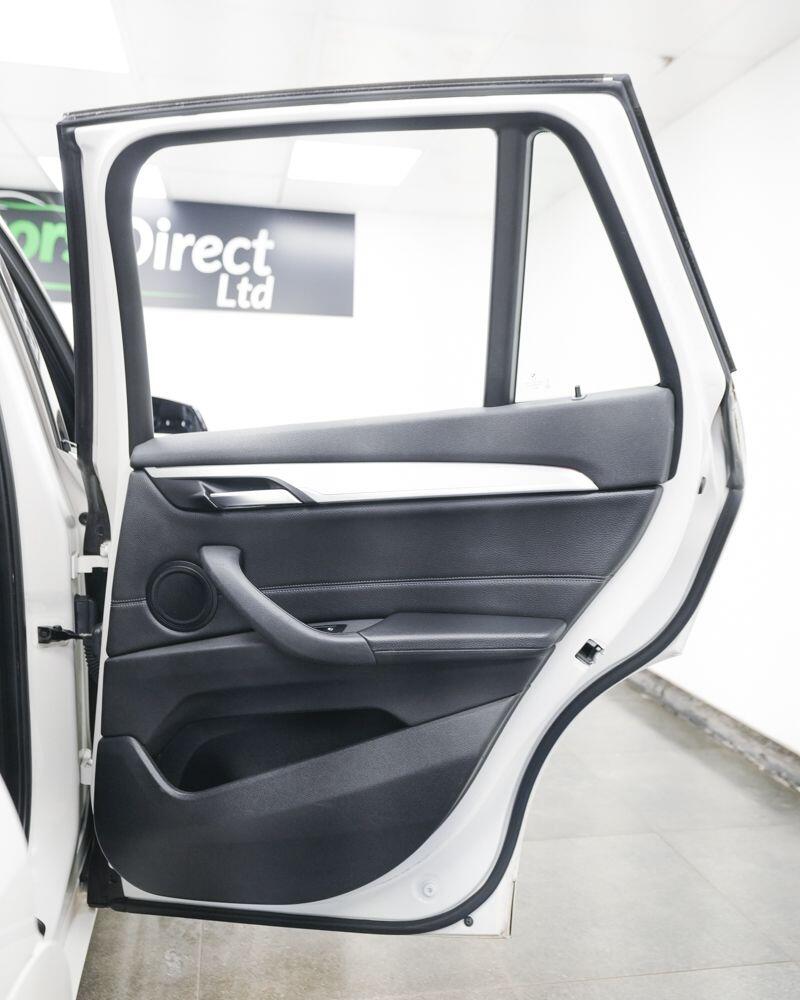 BMW X1 view 18