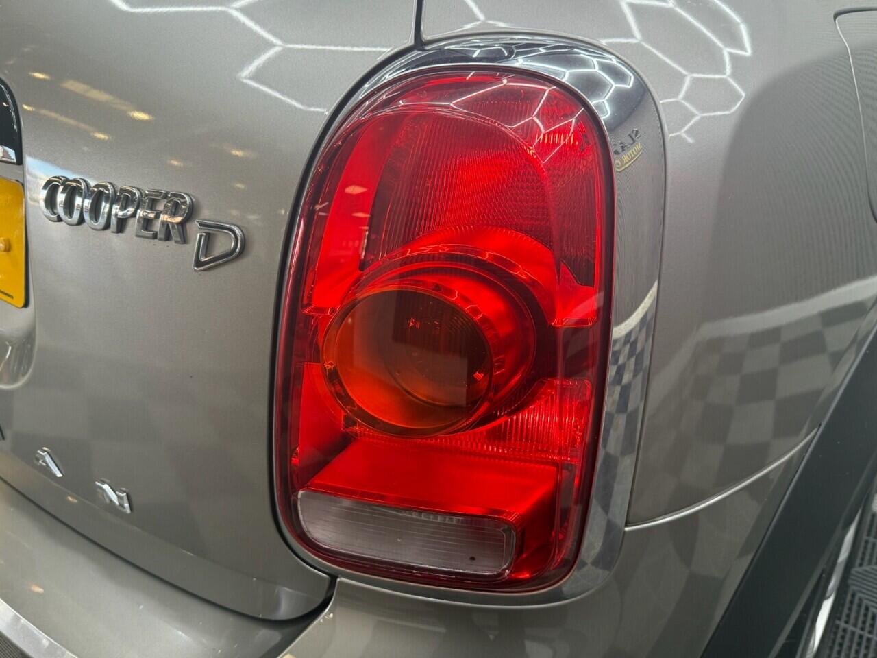 Mini Countryman view 35