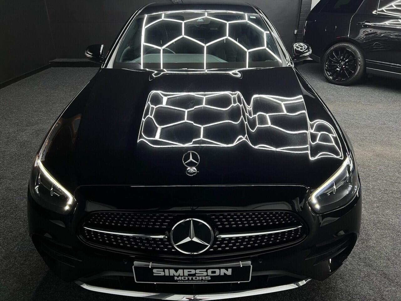 Mercedes-Benz E-Class view 21