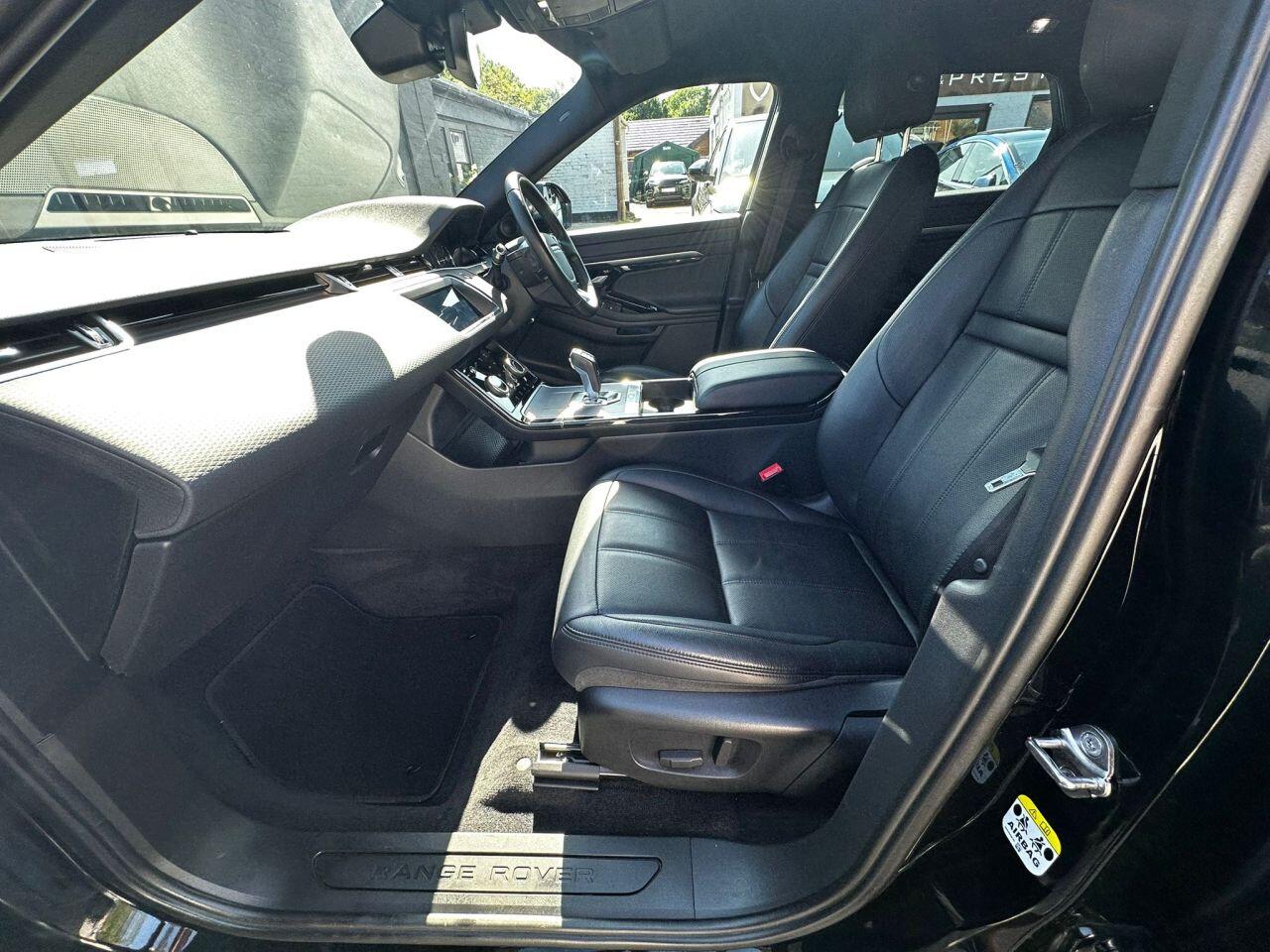 Land Rover Range Rover Evoque view 31
