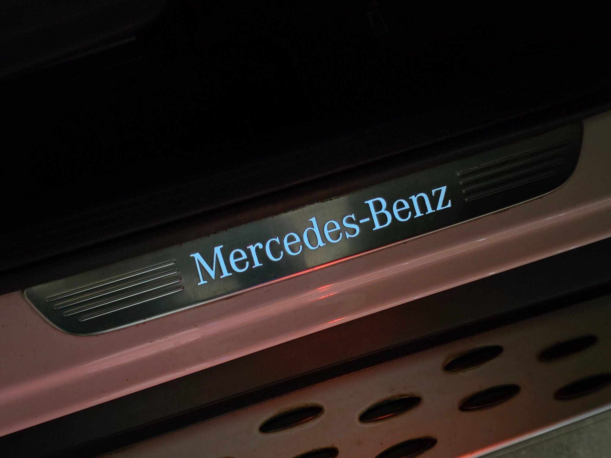 Mercedes-Benz GLC view 85