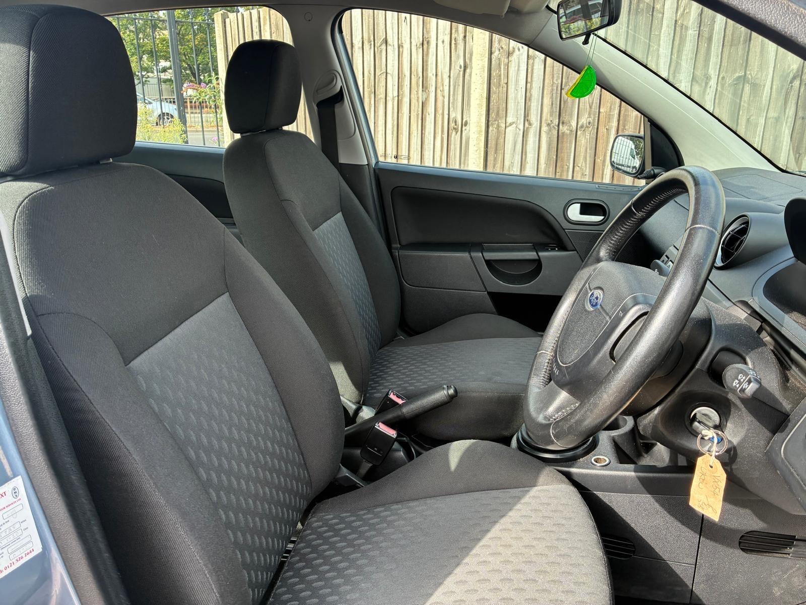 Ford Fiesta view 10