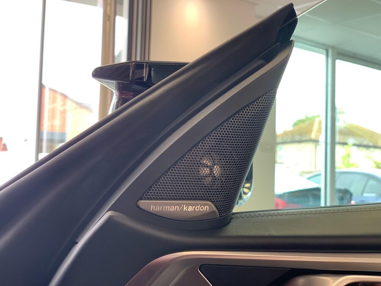 BMW M4 view 35