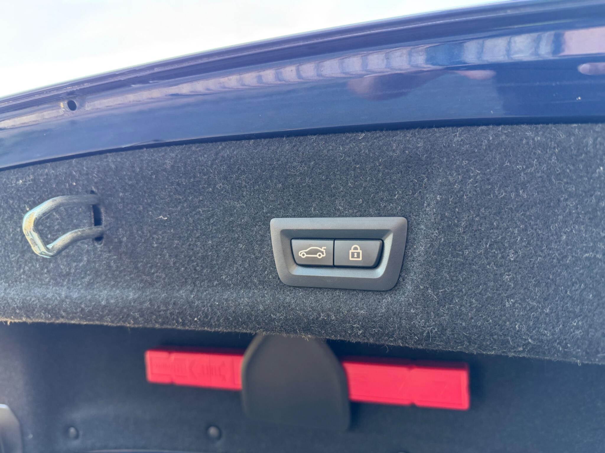 BMW 3 Series view 67