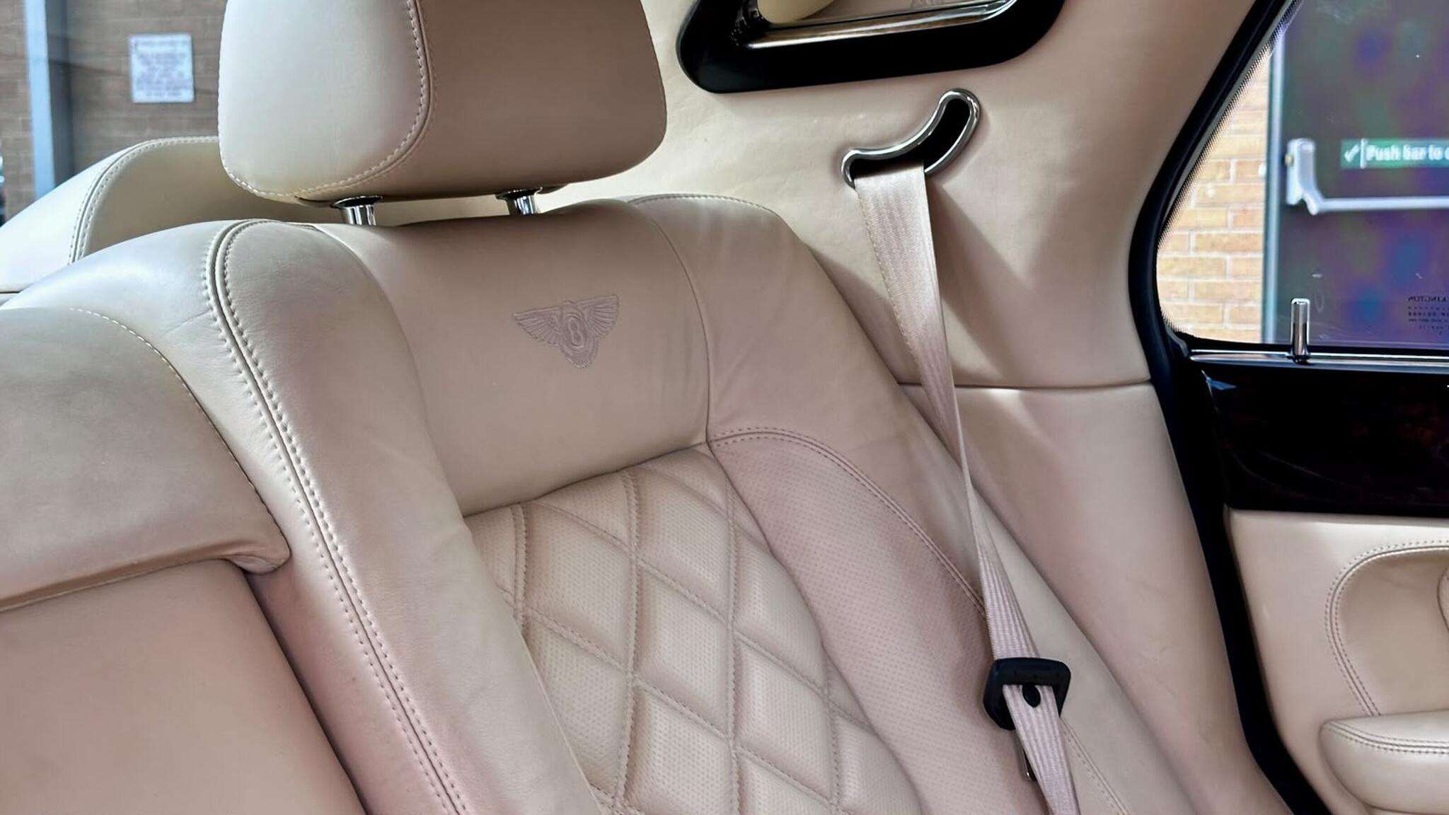 Bentley Arnage view 27