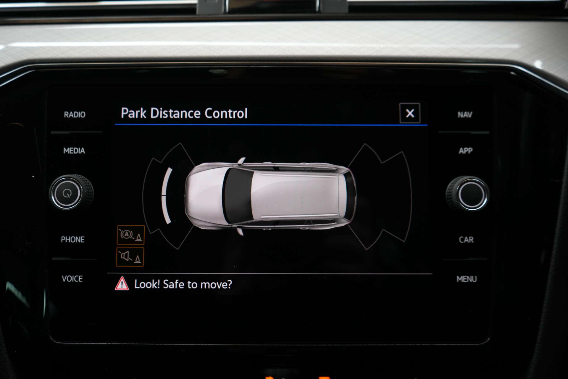 Volkswagen Passat view 37