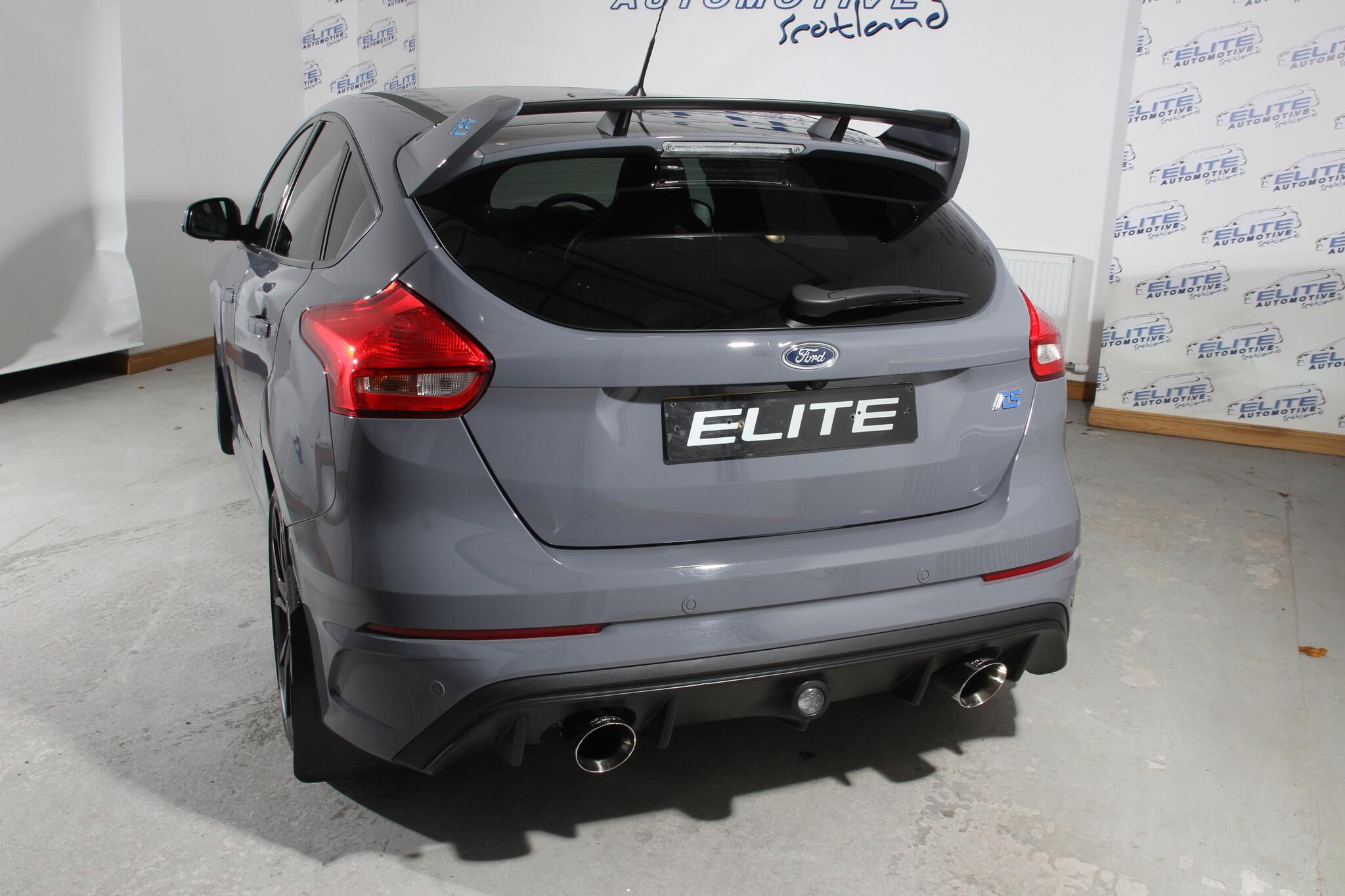 Ford Focus view 15