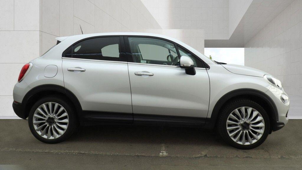 Fiat 500x view 10