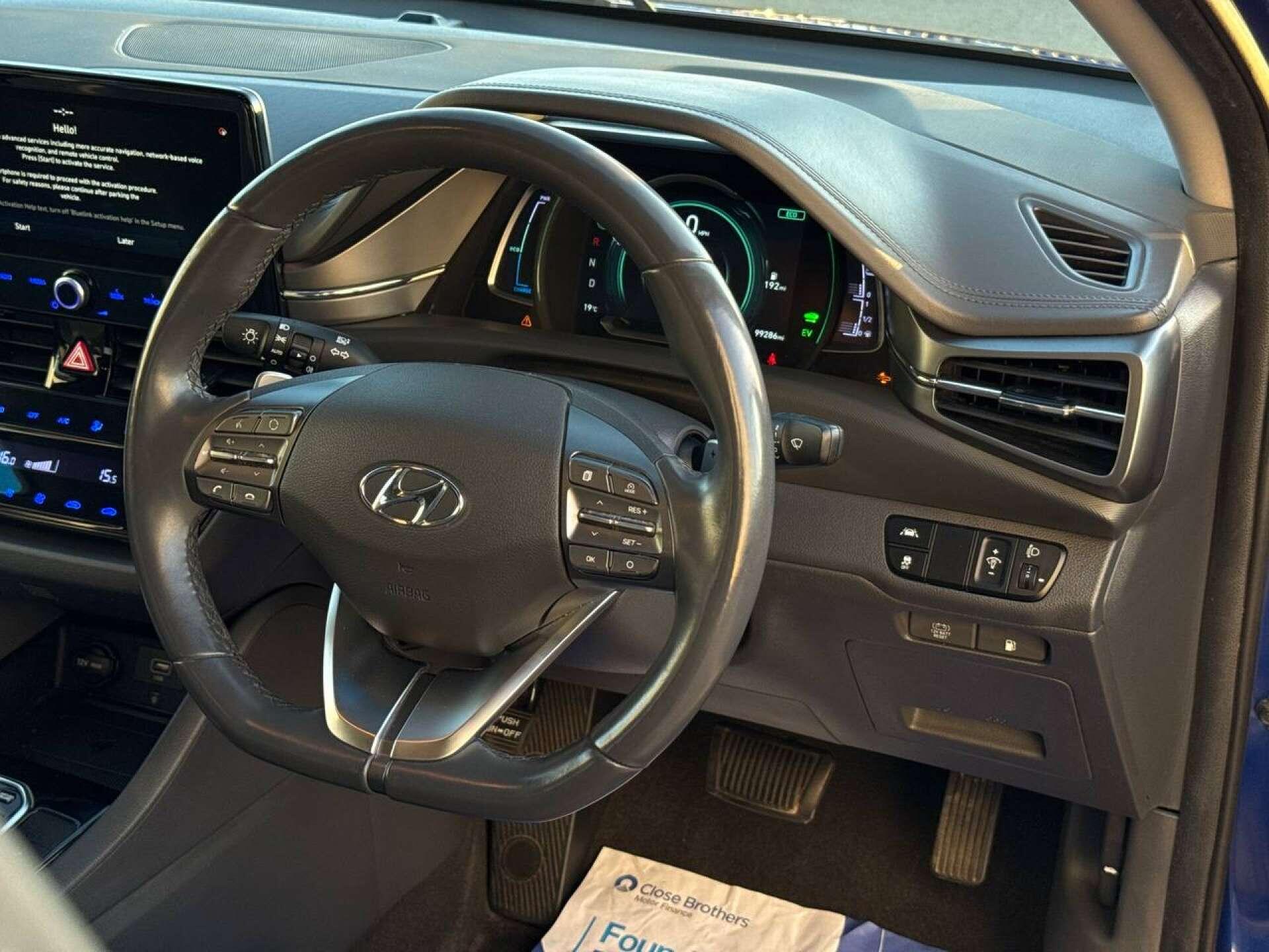 Hyundai Ioniq view 45