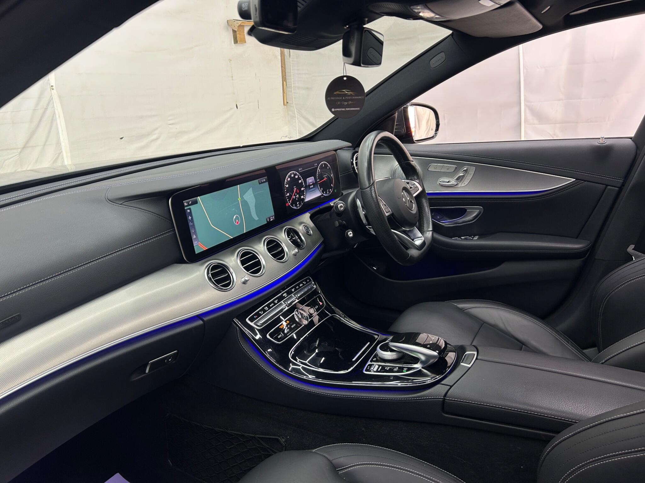 Mercedes-Benz E-Class view 11