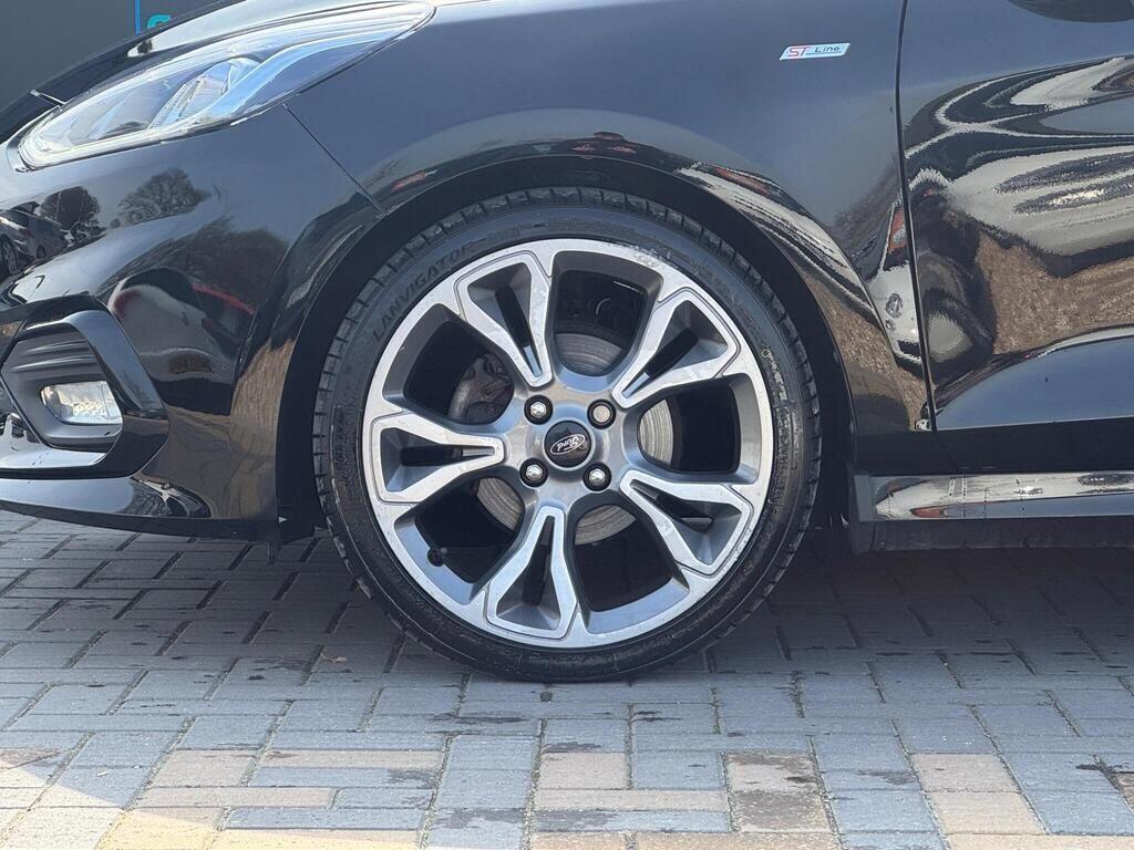 Ford Fiesta view 11
