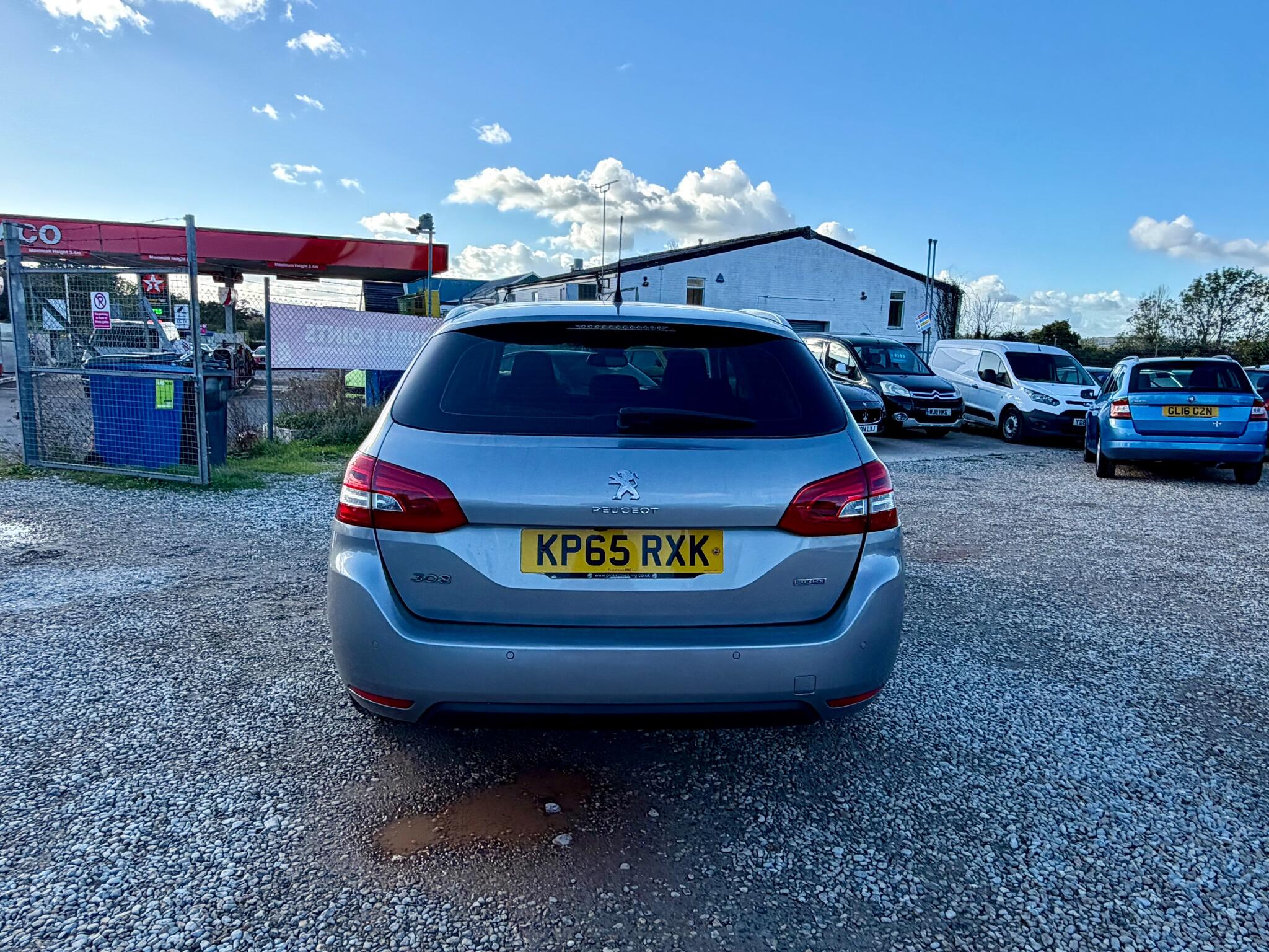 Peugeot 308 view 8