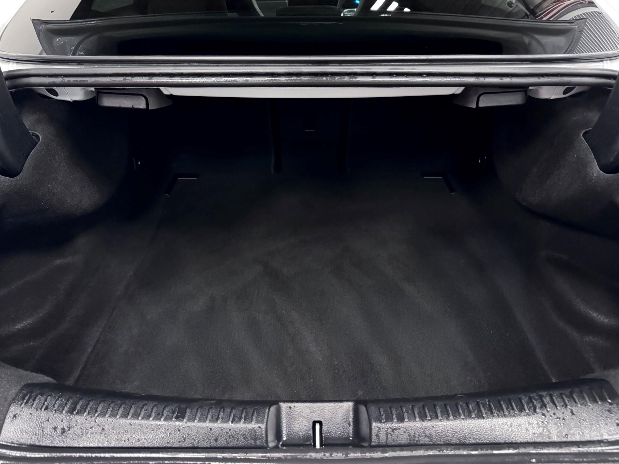 Mercedes-Benz Cla view 7