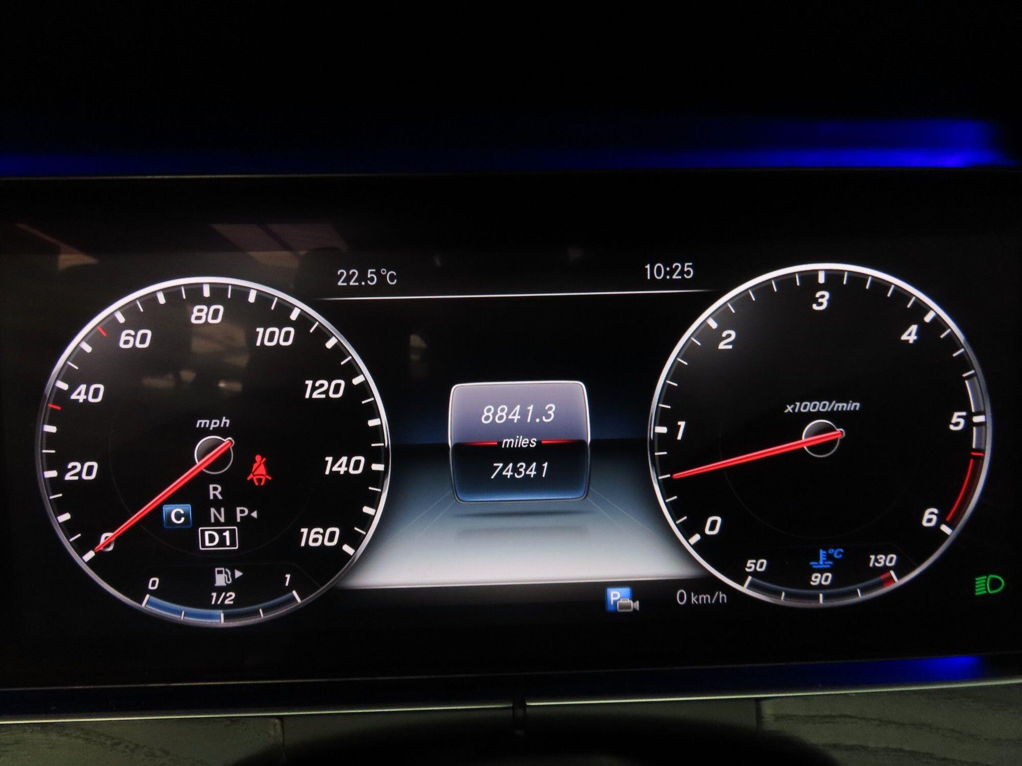 Mercedes-Benz E-Class view 15