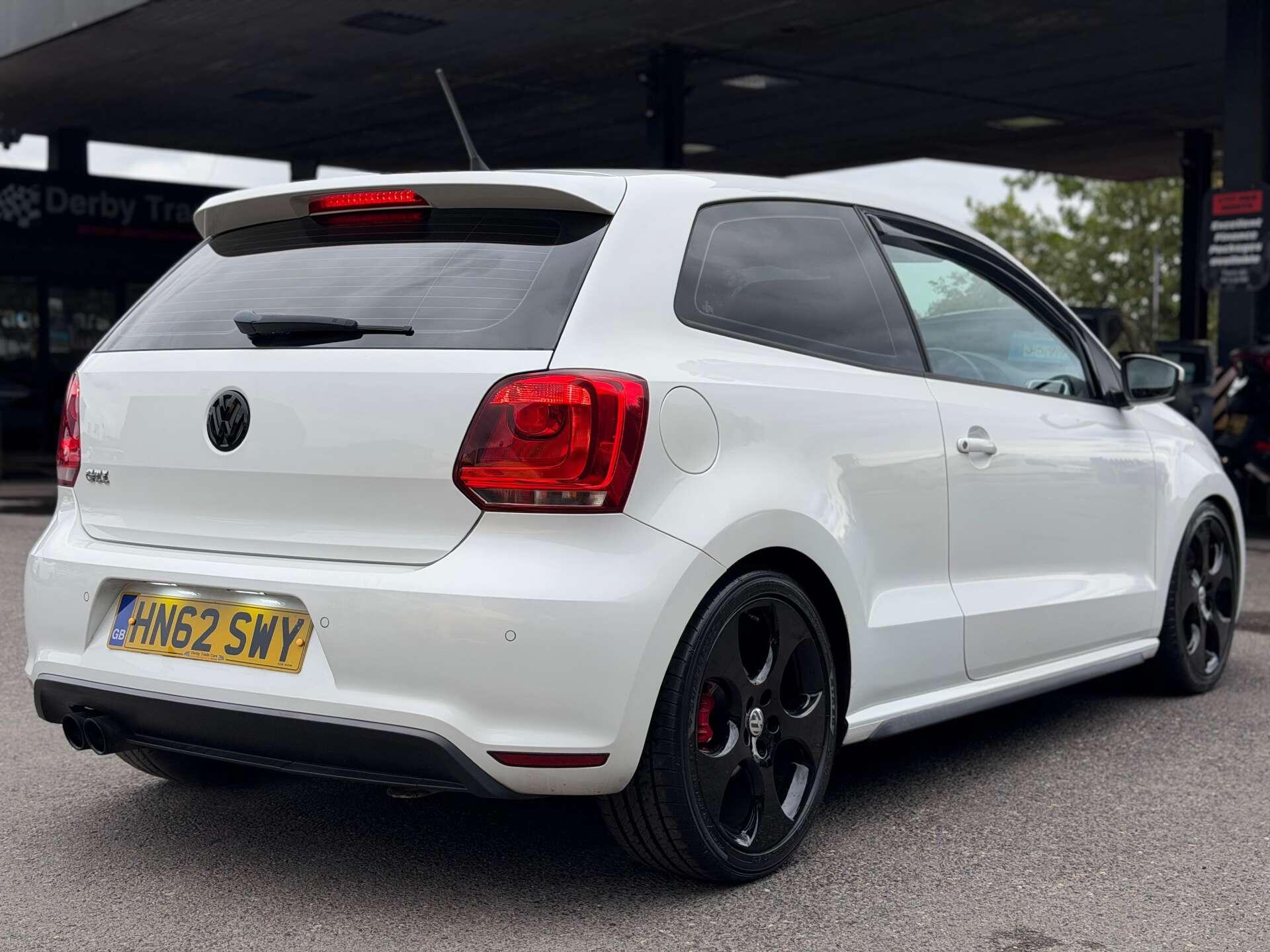 Volkswagen Polo view 2