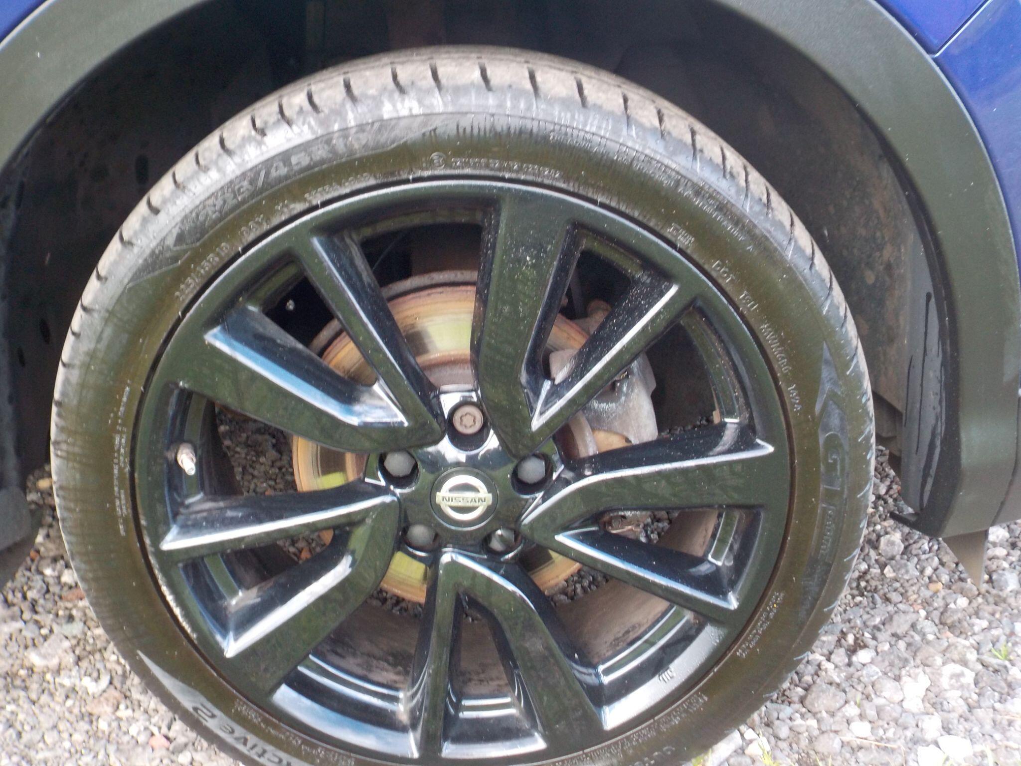 Nissan Qashqai 1.6 dCi Tekna 2WD Euro 6 (s/s) 5dr