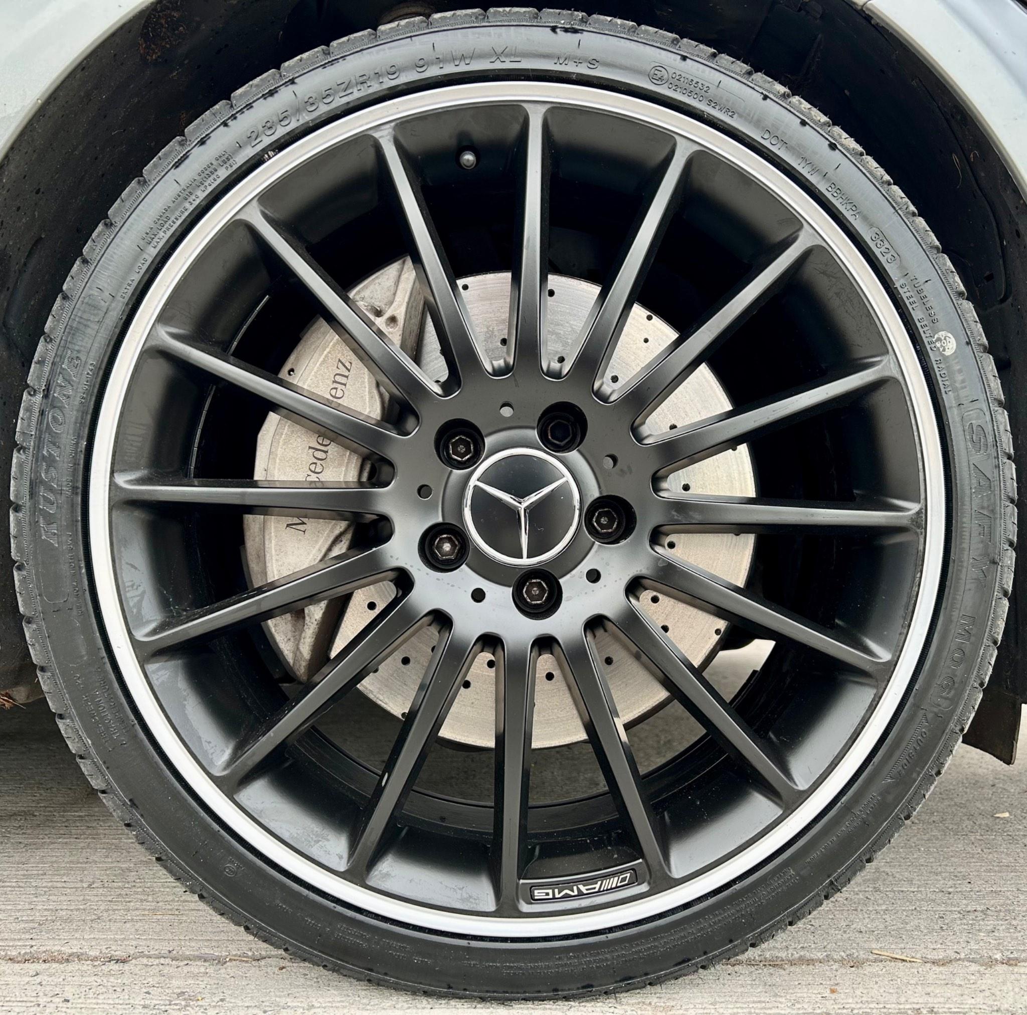 Mercedes-Benz C-Class view 13
