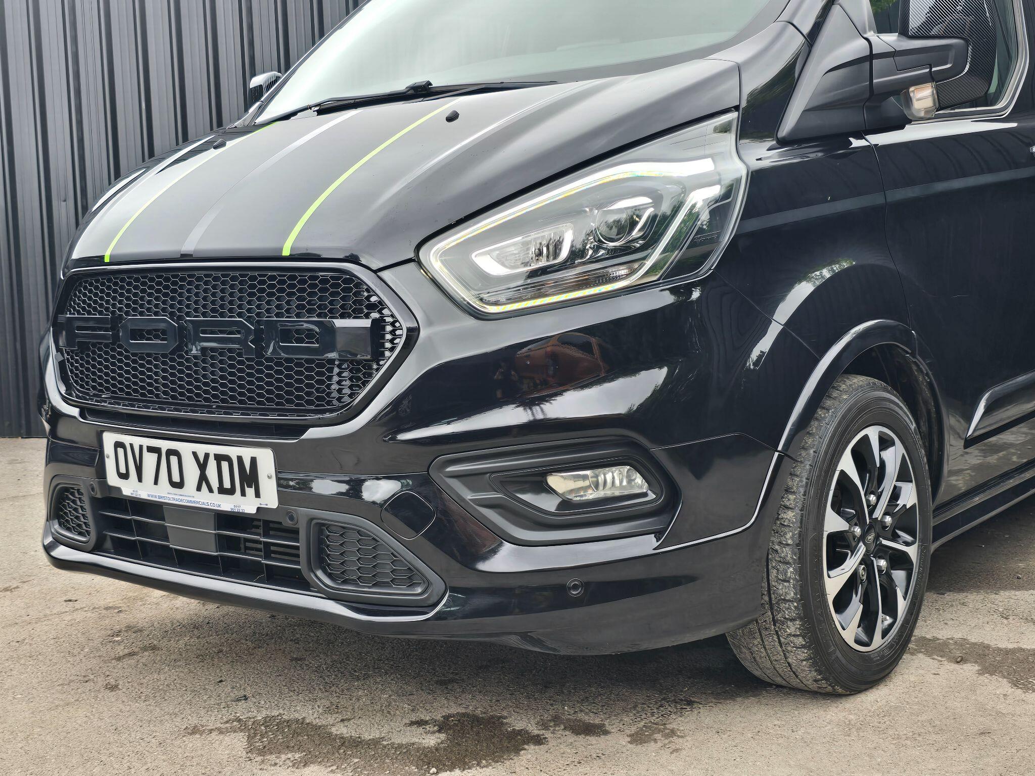 Ford Transit Custom view 49
