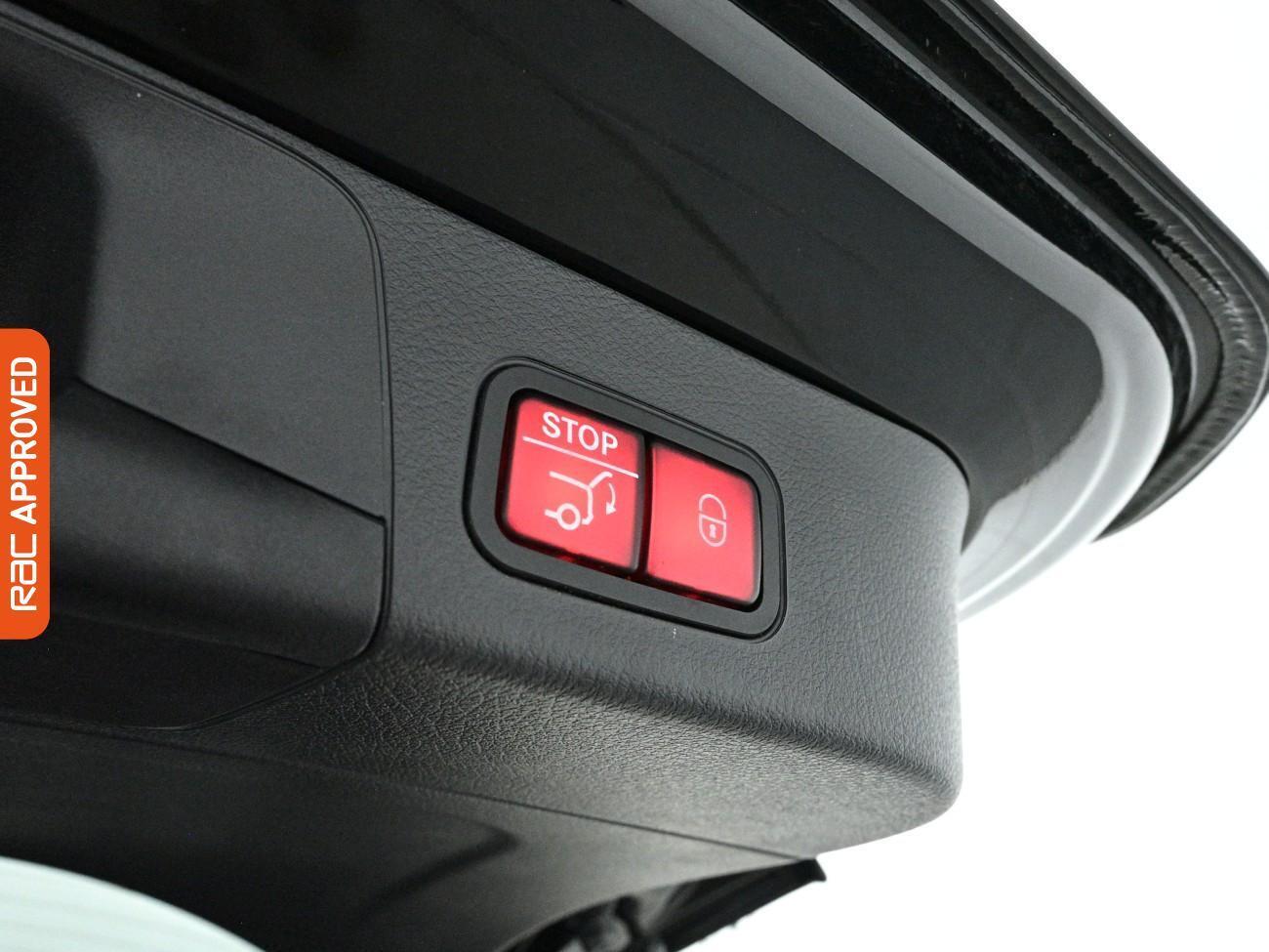 Mercedes-Benz EQB view 15
