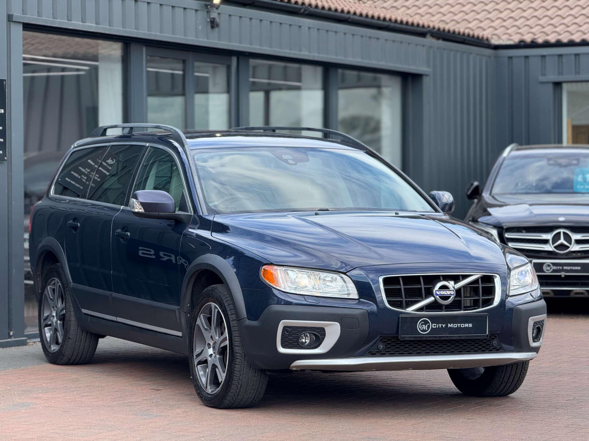 Volvo XC70 view 11