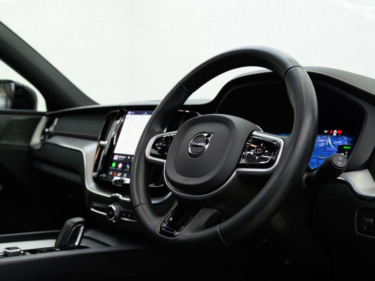 Volvo XC60 view 23