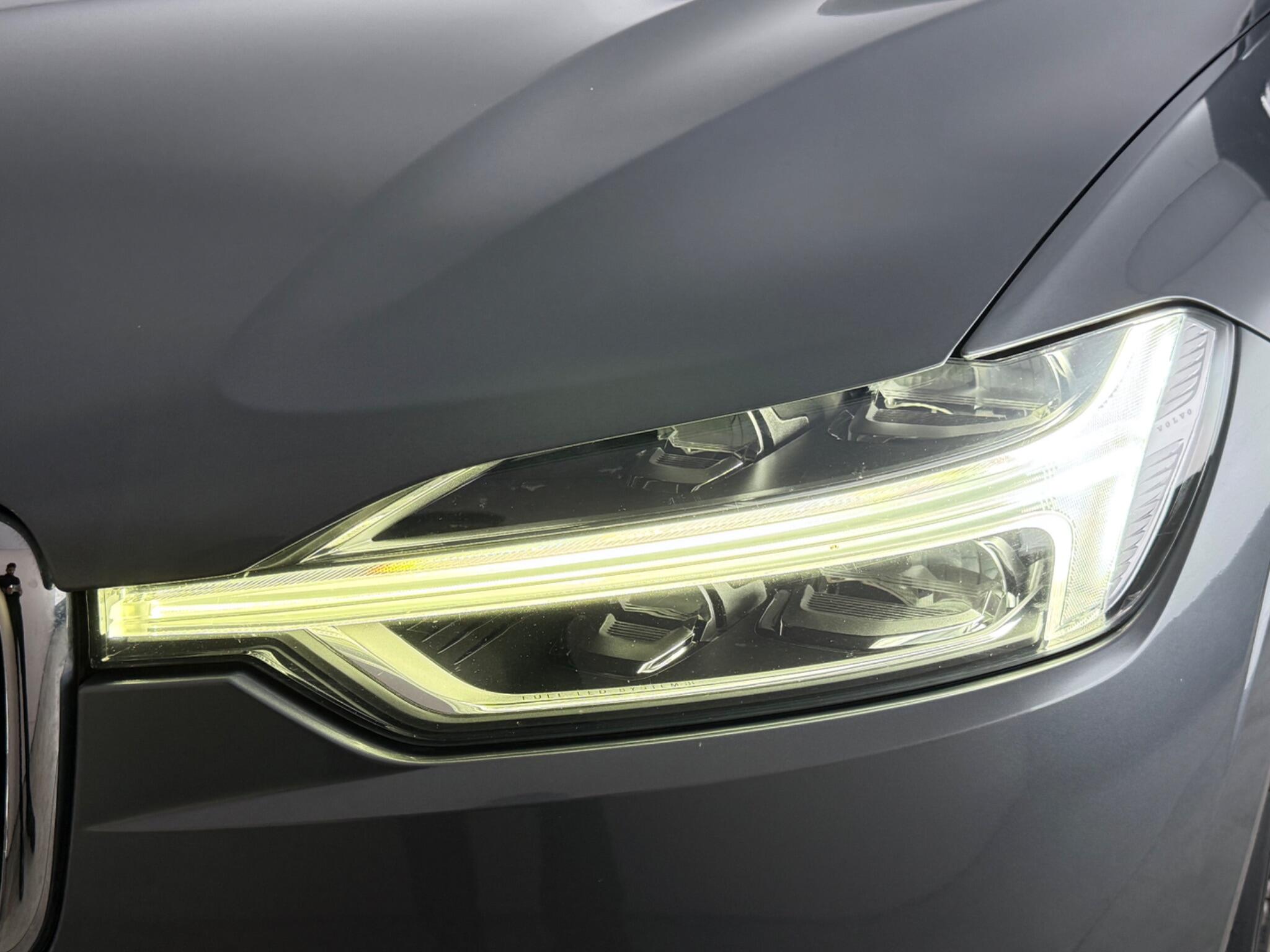 Volvo XC60 view 13