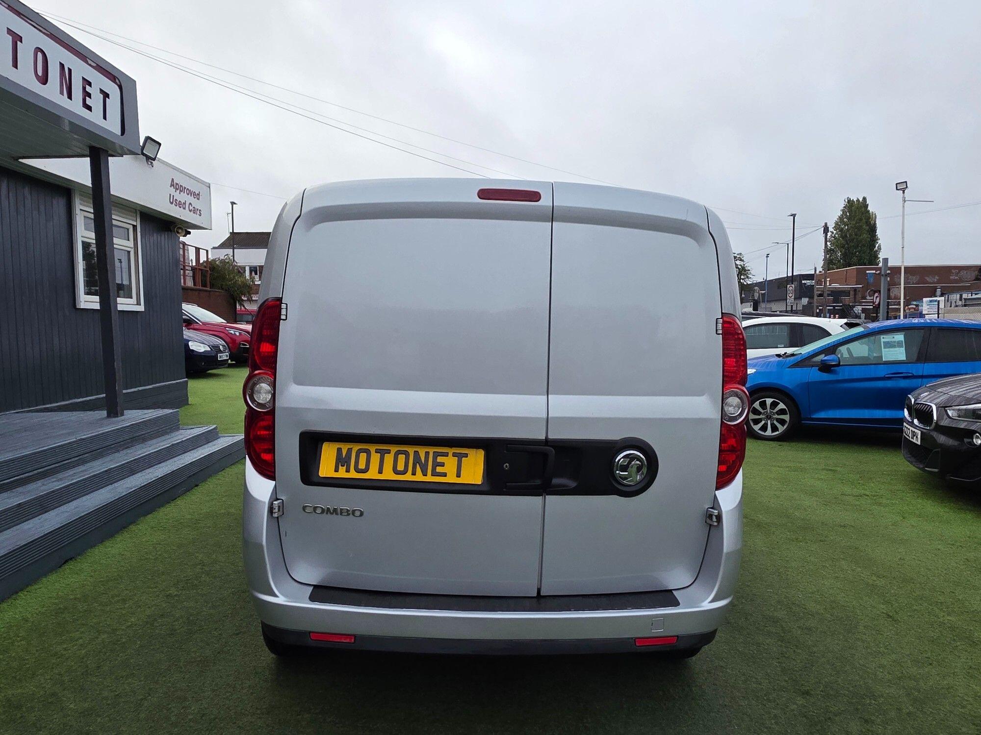 Vauxhall Combo view 6