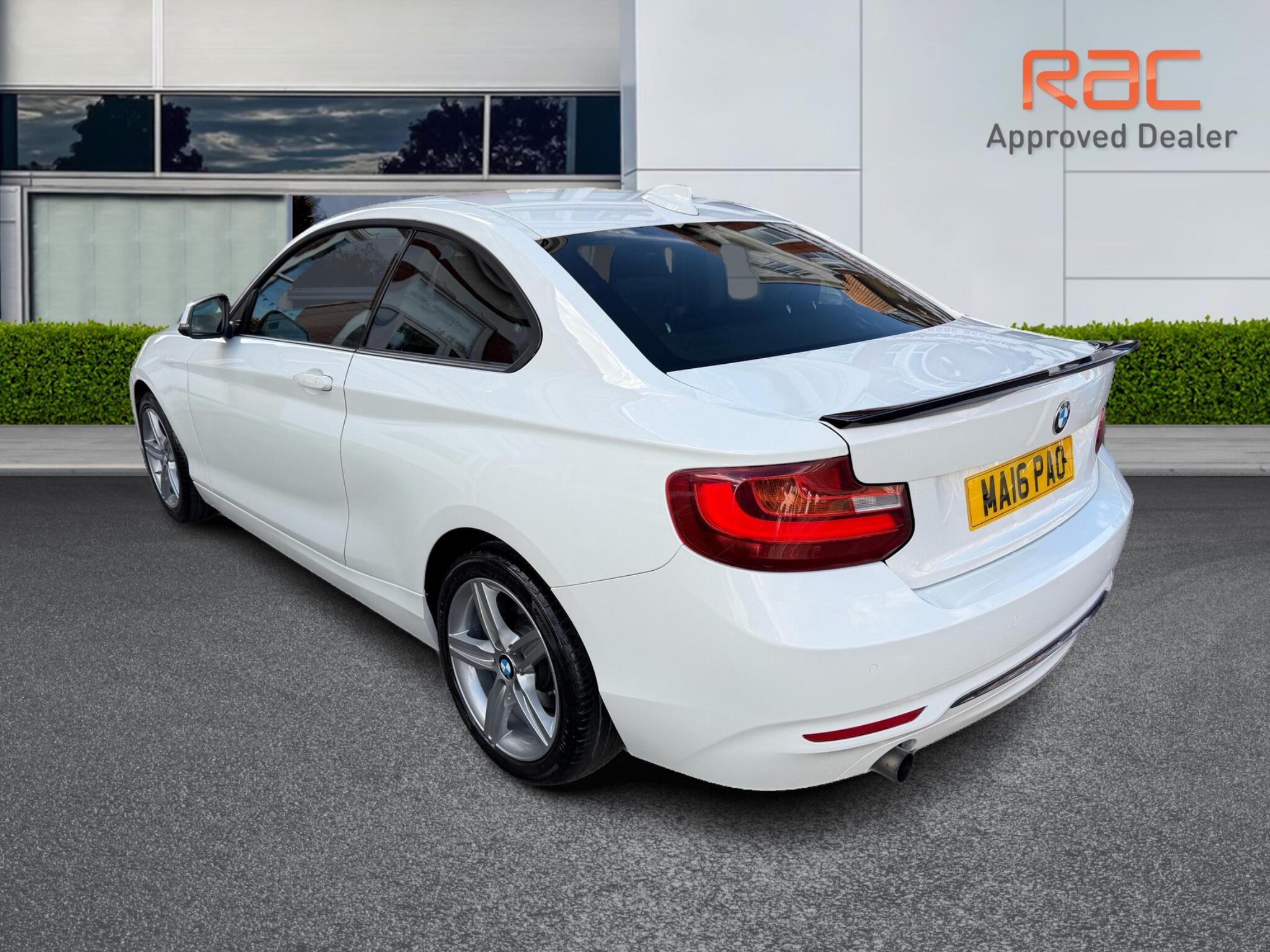 BMW 2 Series view 15