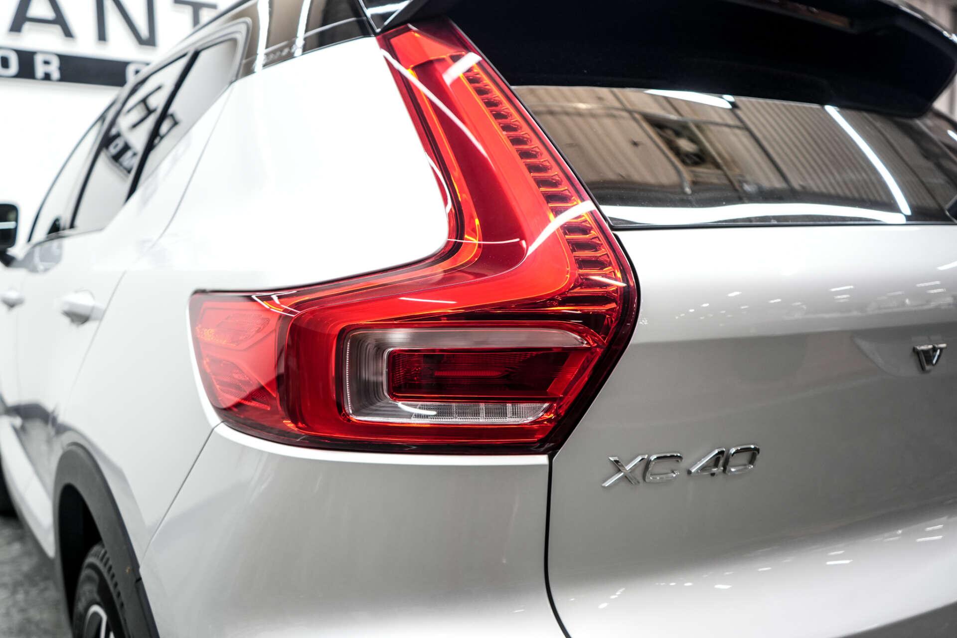 Volvo XC40 view 12