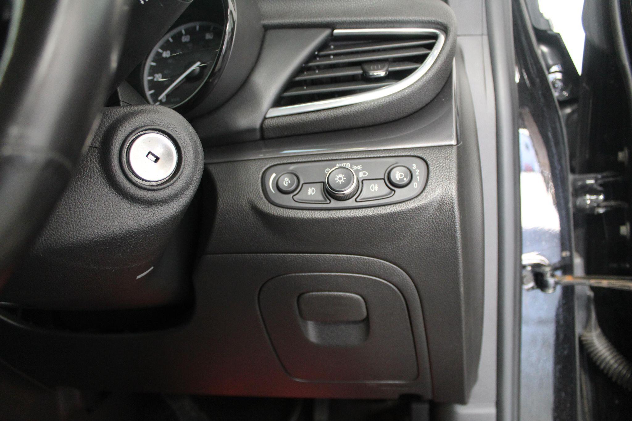 Vauxhall Mokka X view 44